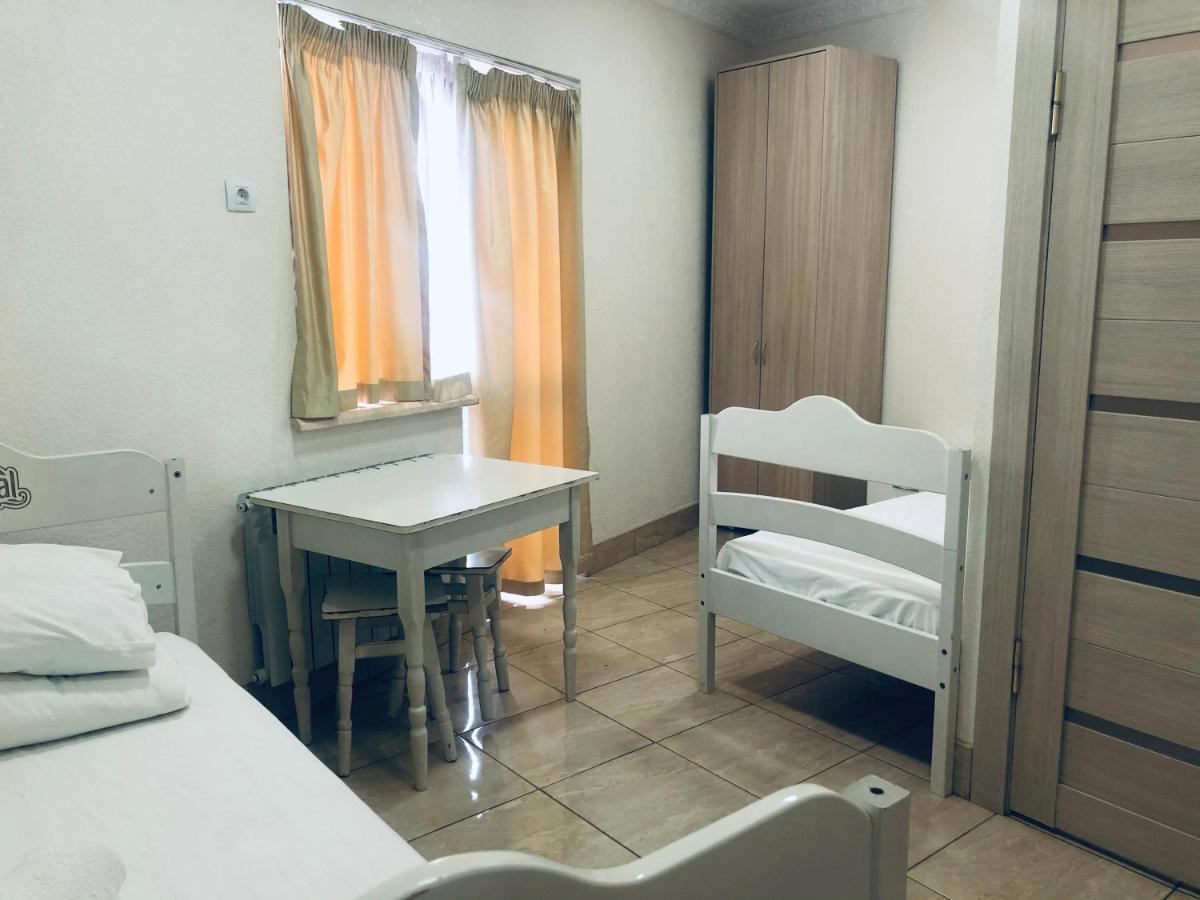 Hotel Imperial Umań Zewnętrze zdjęcie